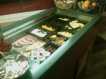 Breakfast counter Breakfast counter